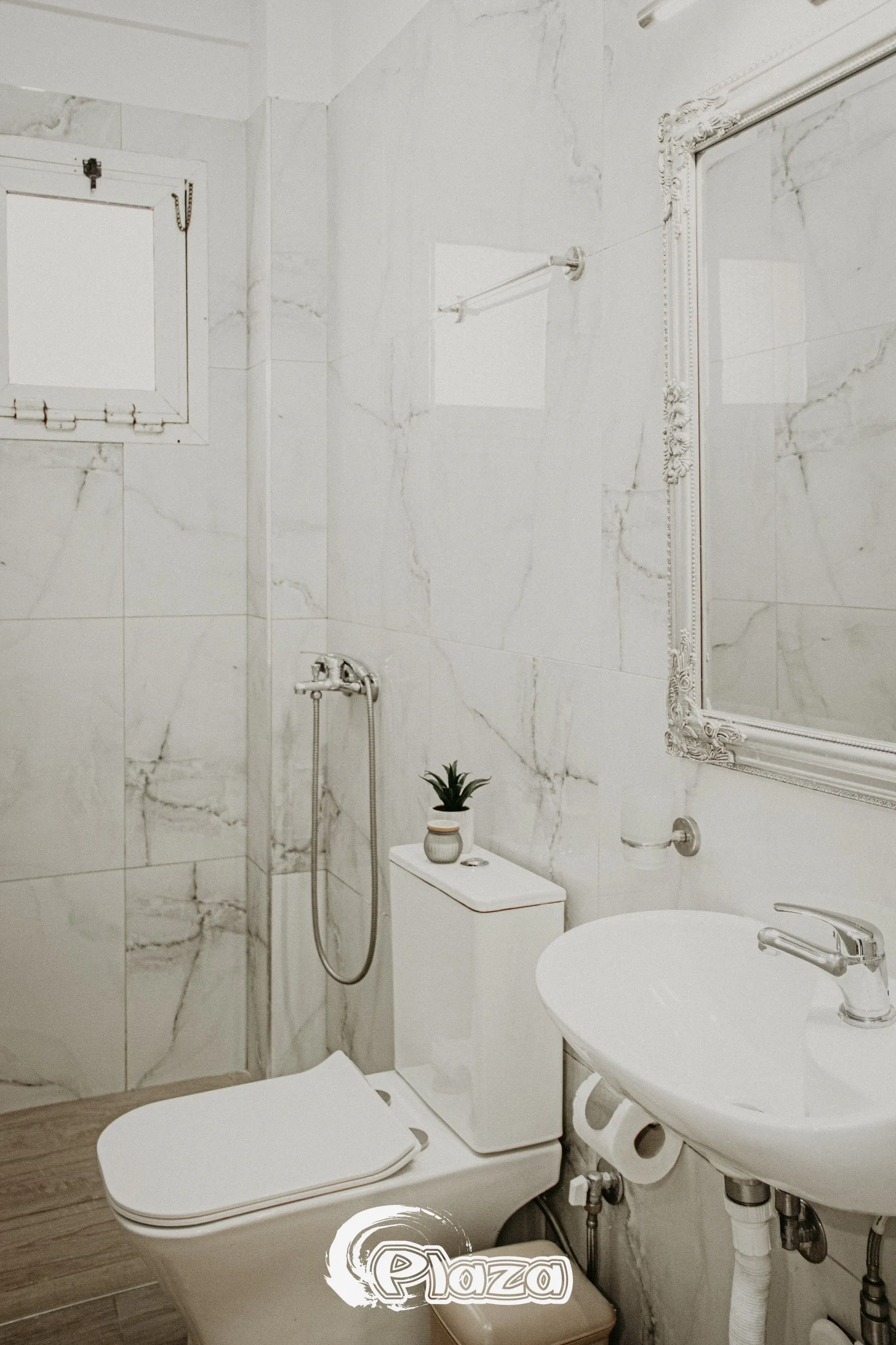 Hotel Studios Plaza — Gallery 22